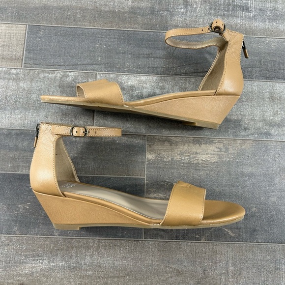 NEW Eileen Fisher Brown Leather Wedge Sandals - Picture 3 of 8
